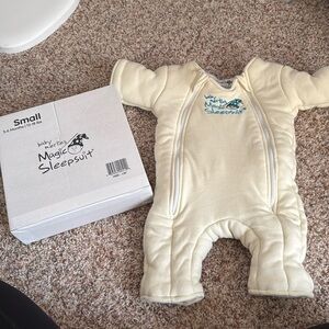 Like new - baby Merlin sleep sack